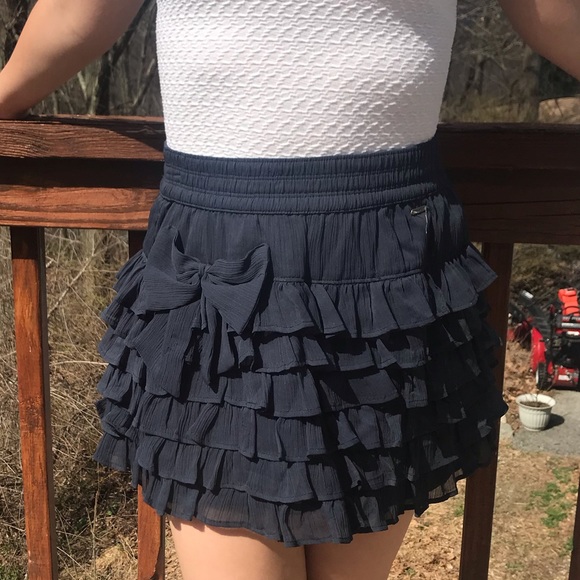 Hollister Dresses & Skirts - Hollister Skirt with Bow